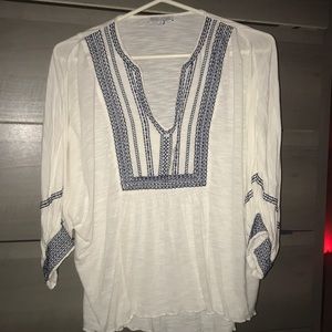American Eagle Outfitters boho blouse🌈